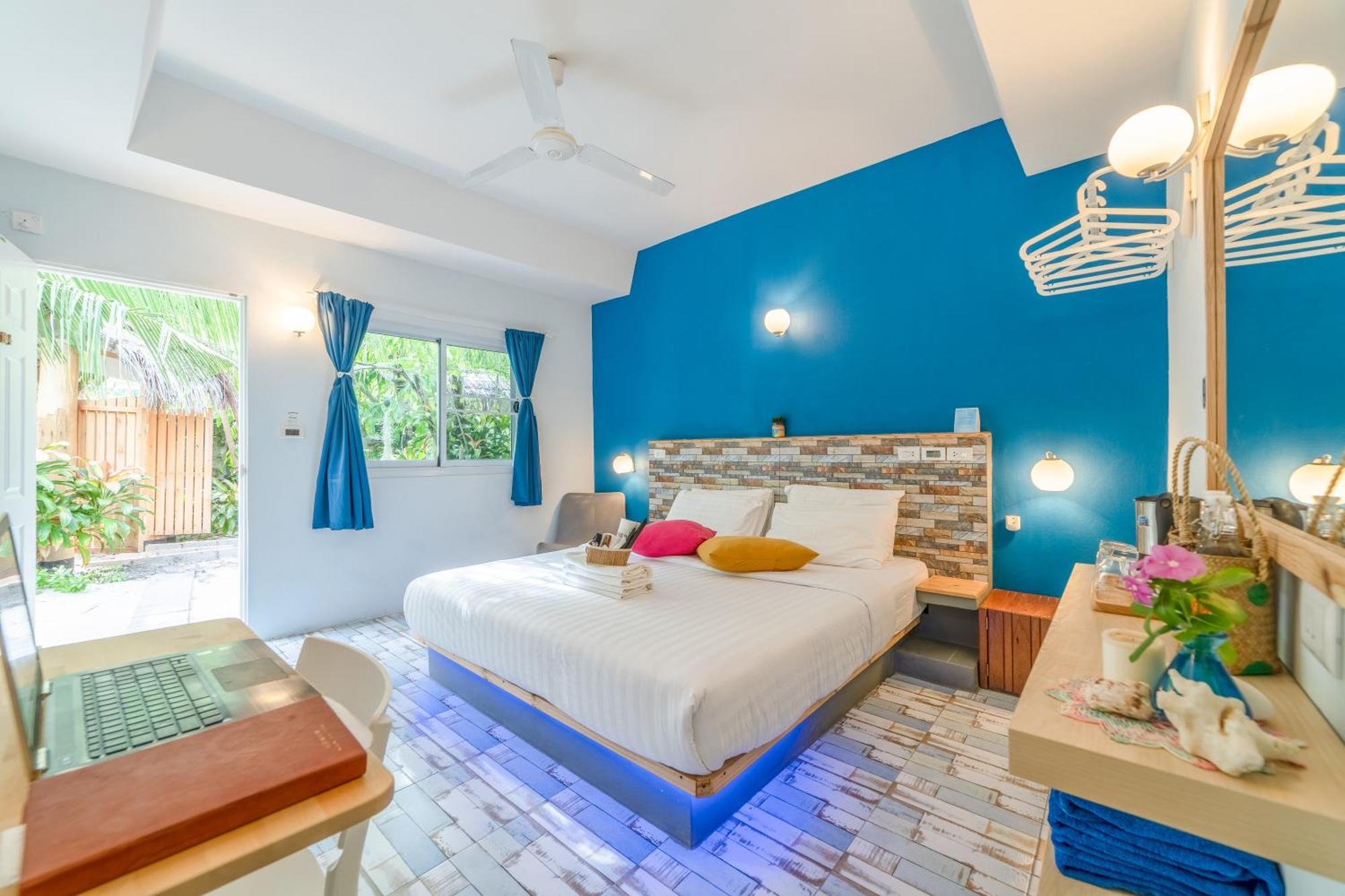 Sealavie Inn Ukulhas Island Room photo