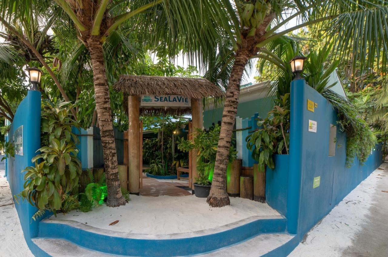 Sealavie Inn Ukulhas Island Exterior photo